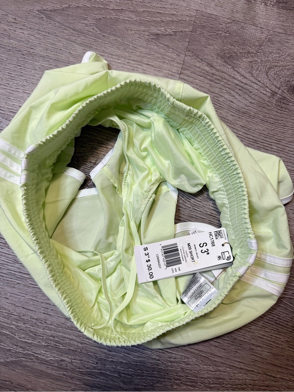 •ADIDAS• RUNNING SHORTS - Picture 4 of 7